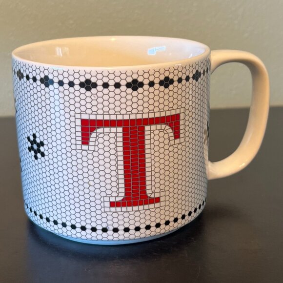 BEE & WILLOW Letter T Monogram Initial Wide-Mouth Honeycomb Mosaic Ceramic Mug - Picture 6 of 12